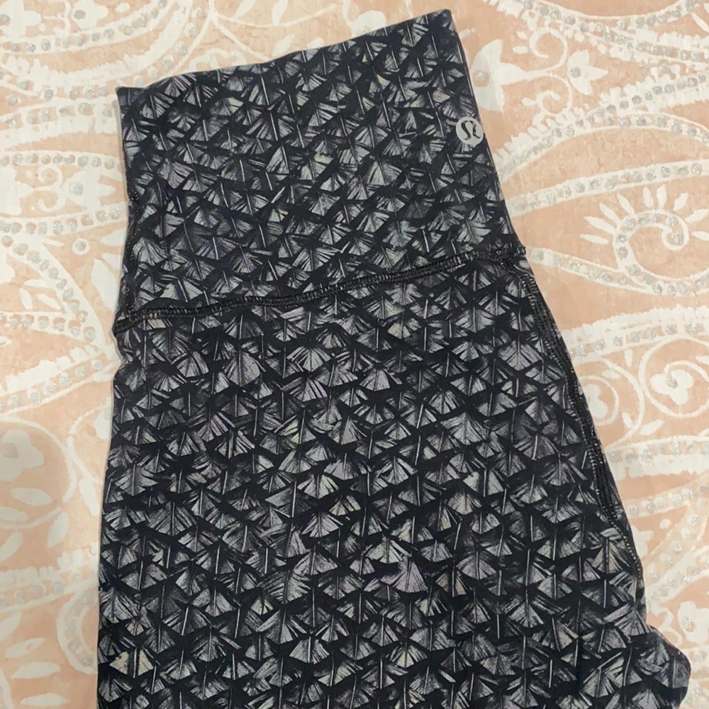 Lululemon Size 8